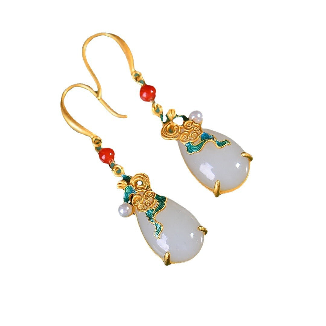 Beautiful Pearl Earring with Unique Style