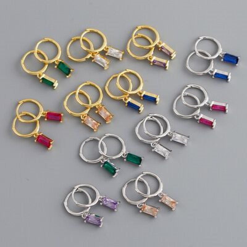 Charming Earring for Any Occasion