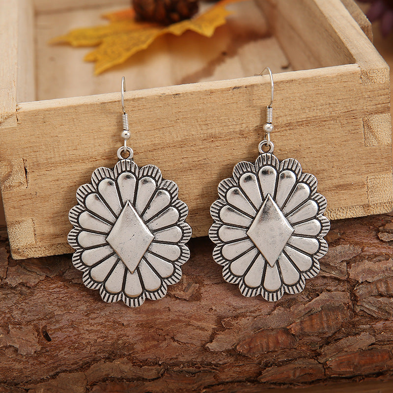 Classic Earring with Timeless Appeal