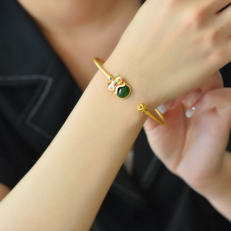 Elegant Silver Bracelet for Every Occasion