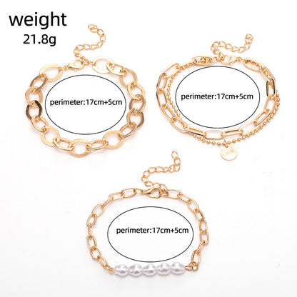Classic Gold Bracelet with Timeless Appeal