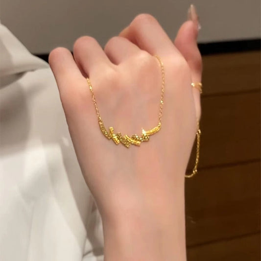 Charming Piece for Any Occasion