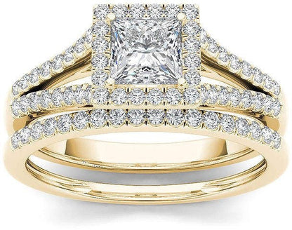 Classic Gold Ring with Timeless Appeal