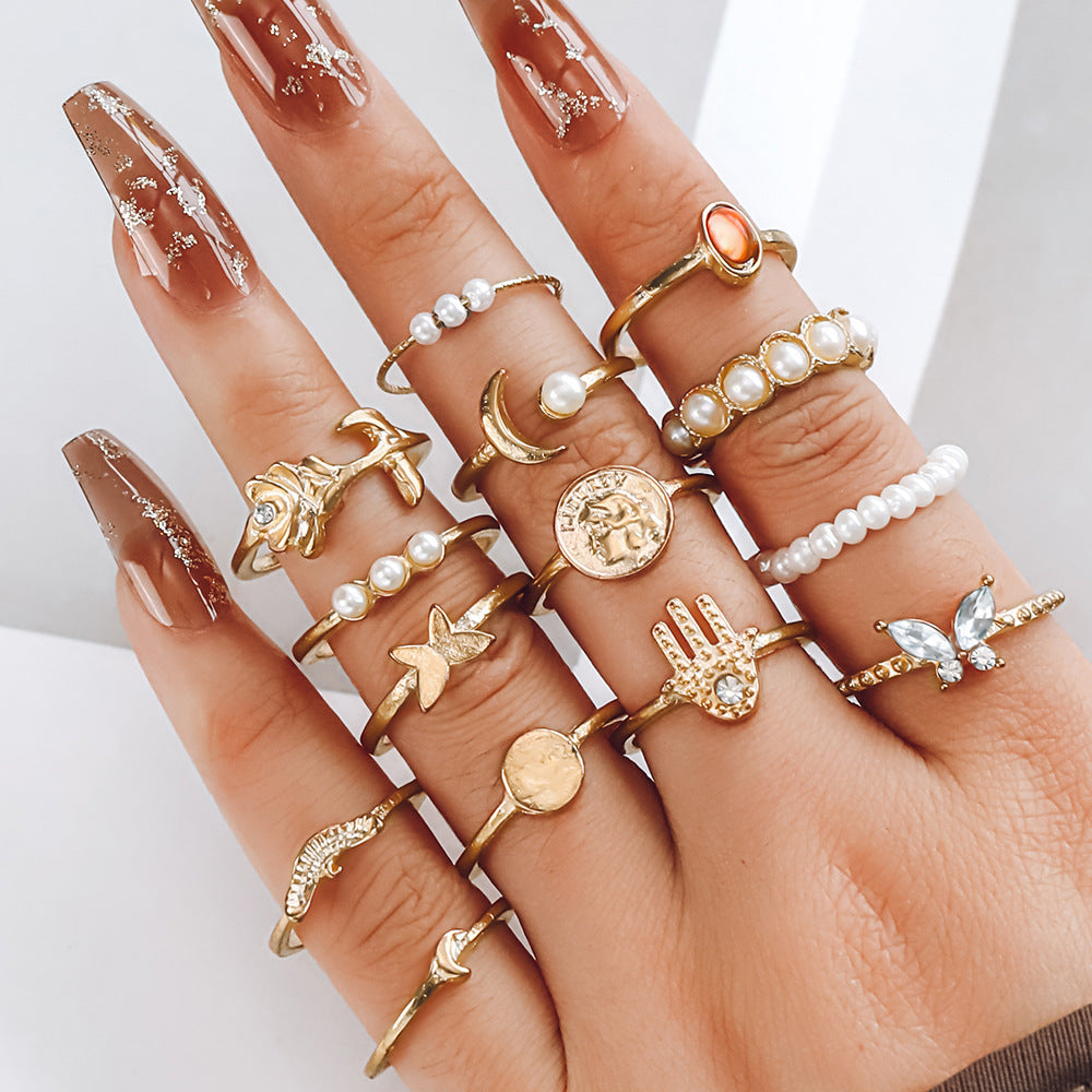 Beautiful Pearl Set with Unique Style