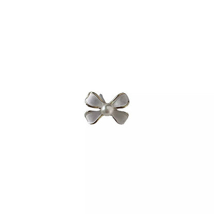 Charming Pearl Earring for Any Occasion
