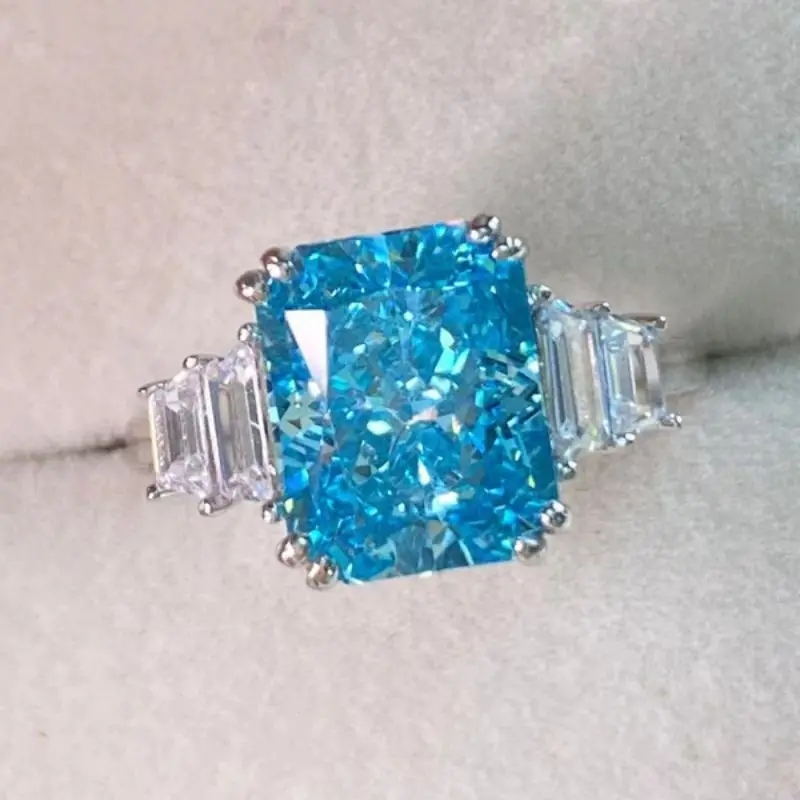 Classic Ring with Timeless Appeal