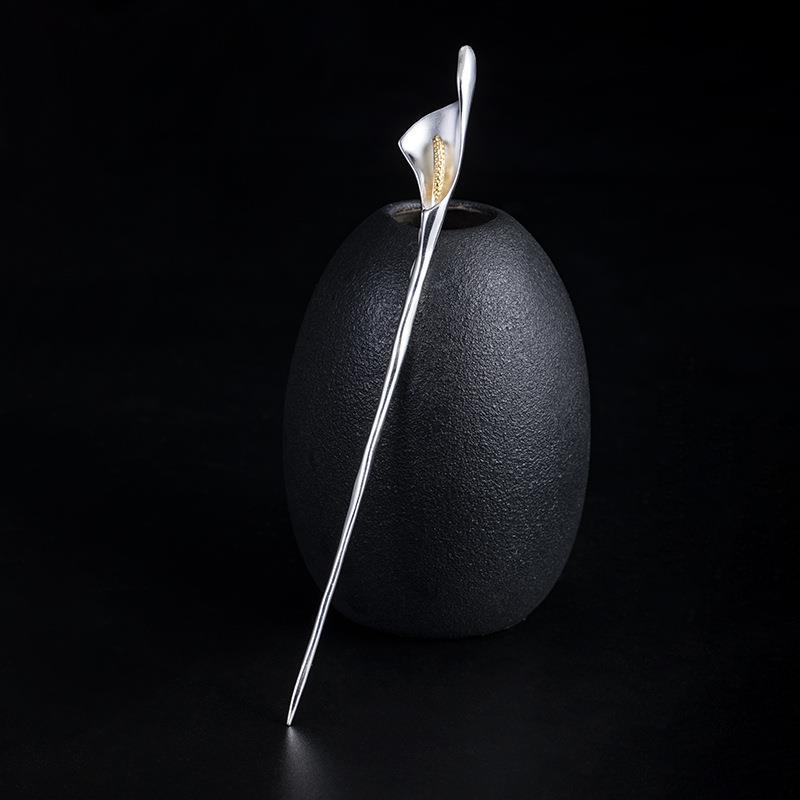 Delicate Artisan Gold Piece