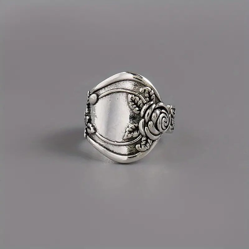 Classic Ring with Timeless Appeal