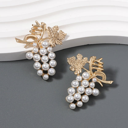 Romantic Pearl Earring for Special Moments