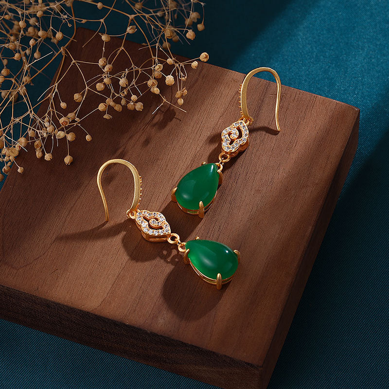 Stunning Gold Earring for Daily Wear