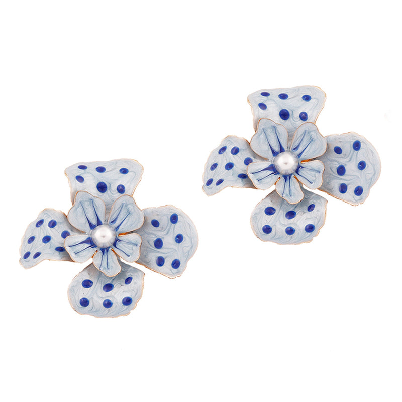 Classic Pearl Set with Timeless Appeal
