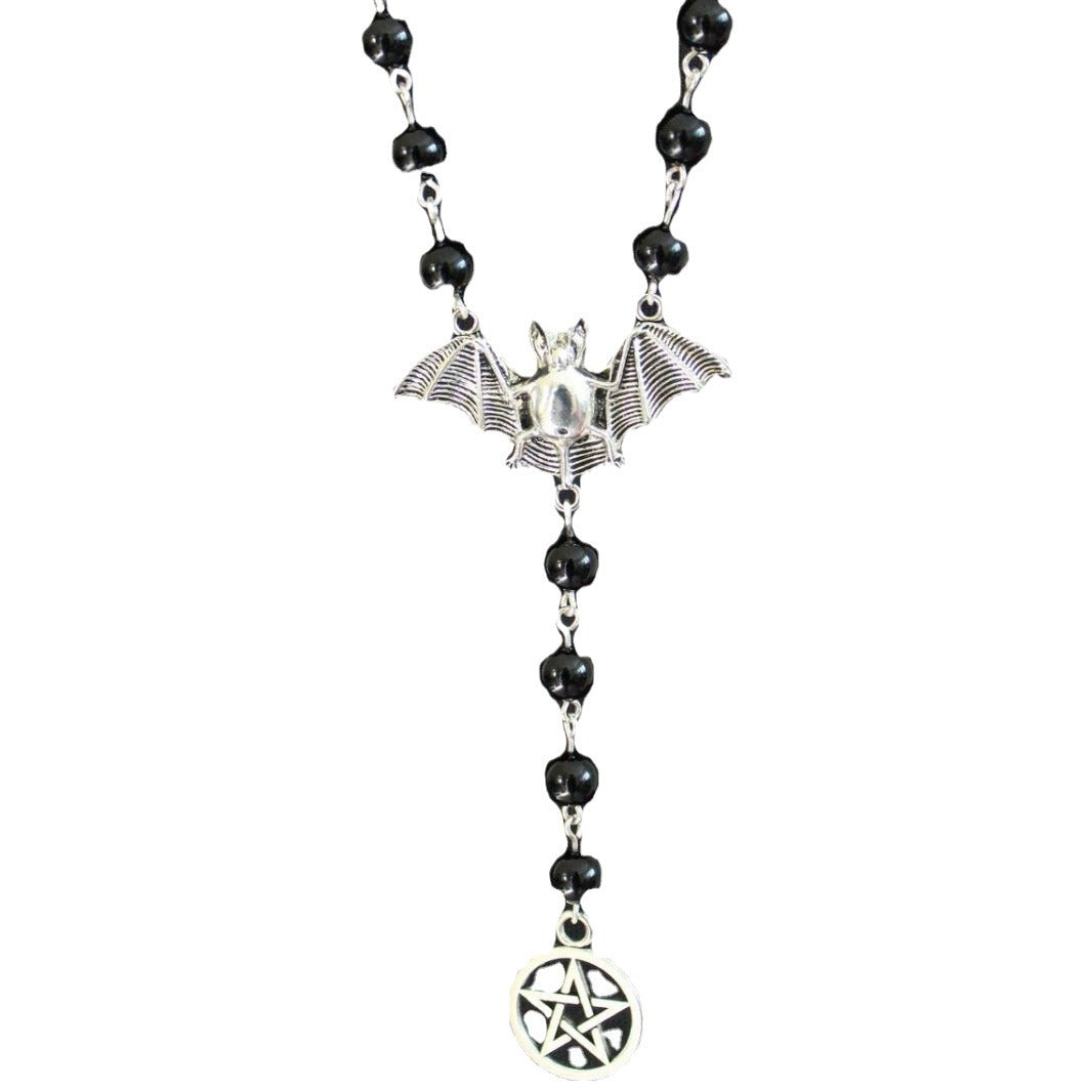 Classic Silver Necklace with Timeless Appeal