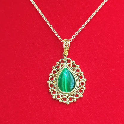 Stunning Necklace for Daily Wear