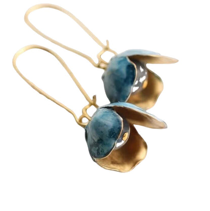 Beautiful Gold Piece with Unique Style