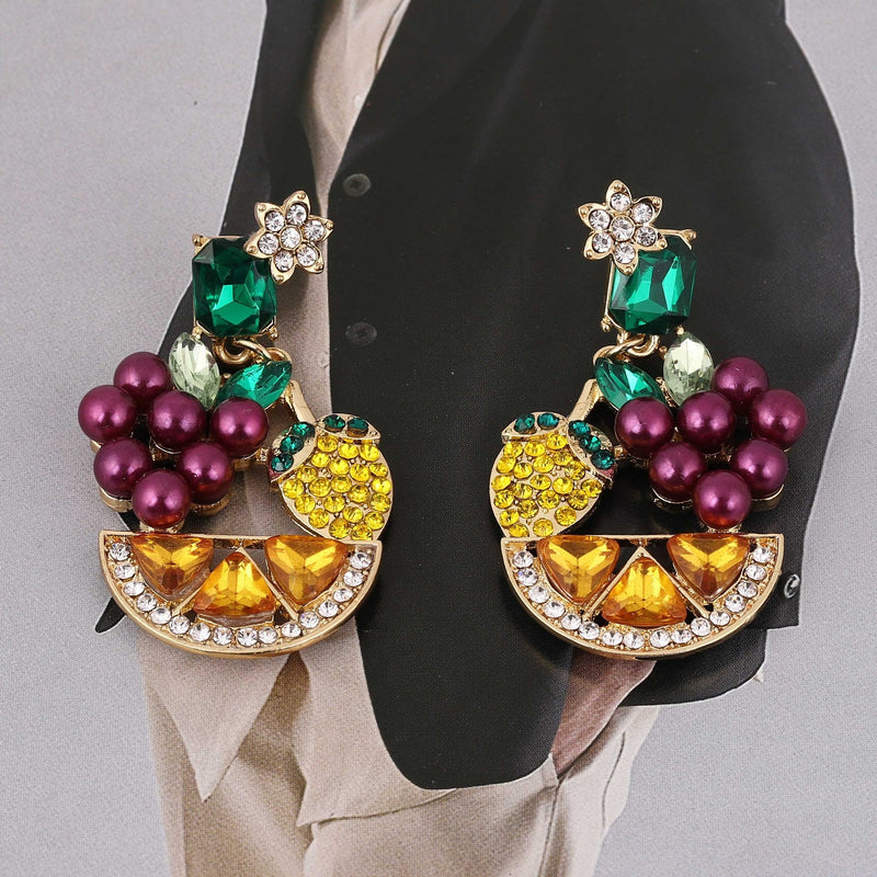 Classic Pearl Earring with Timeless Appeal