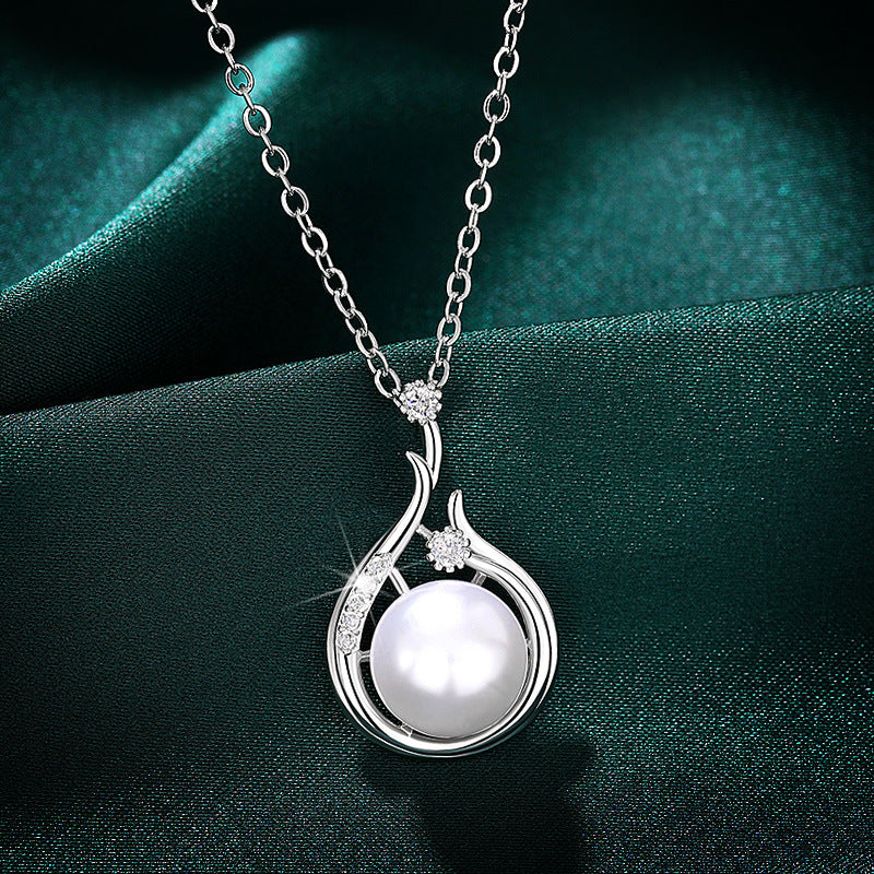 Charming Pearl Earring for Any Occasion