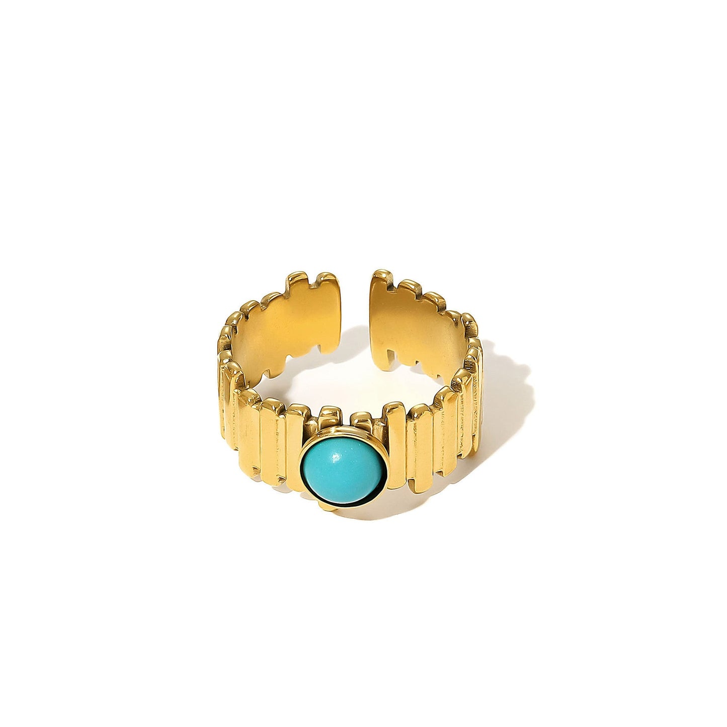 Classic Gold Bracelet with Timeless Appeal