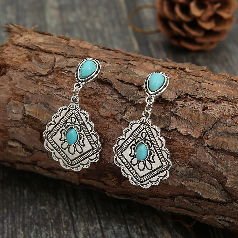 Elegant Earring for Every Occasion