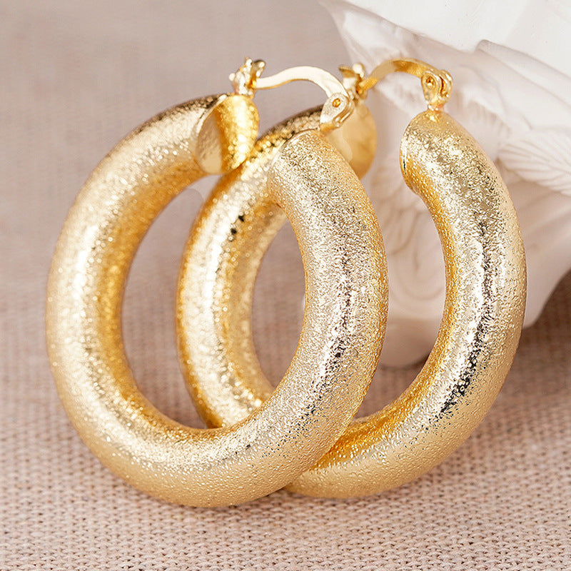 Charming Piece for Any Occasion
