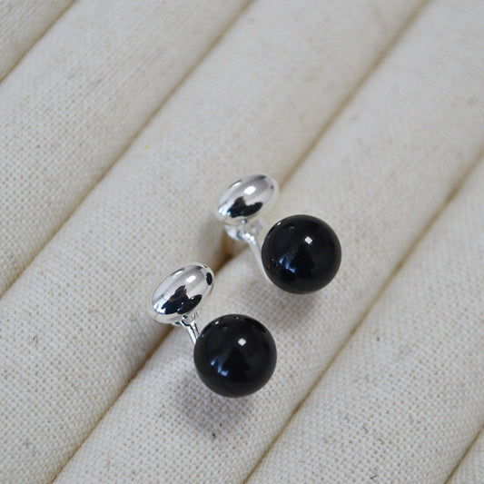 Charming Silver Earring for Any Occasion