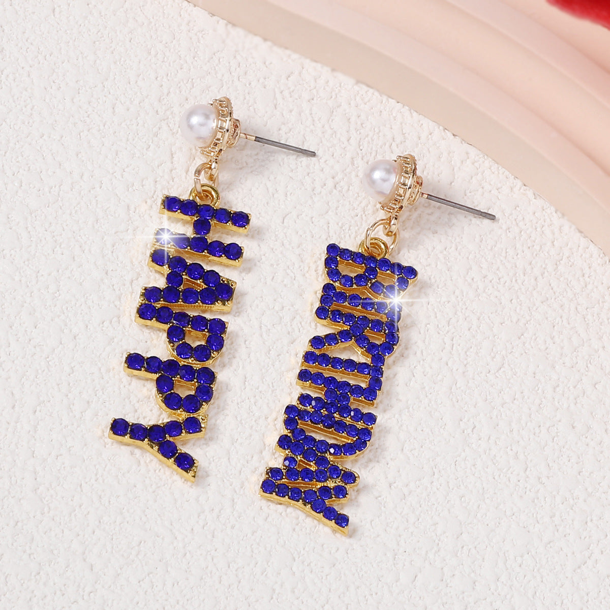 Romantic Pearl Earring for Special Moments
