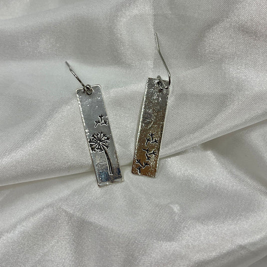 Charming Earring for Any Occasion