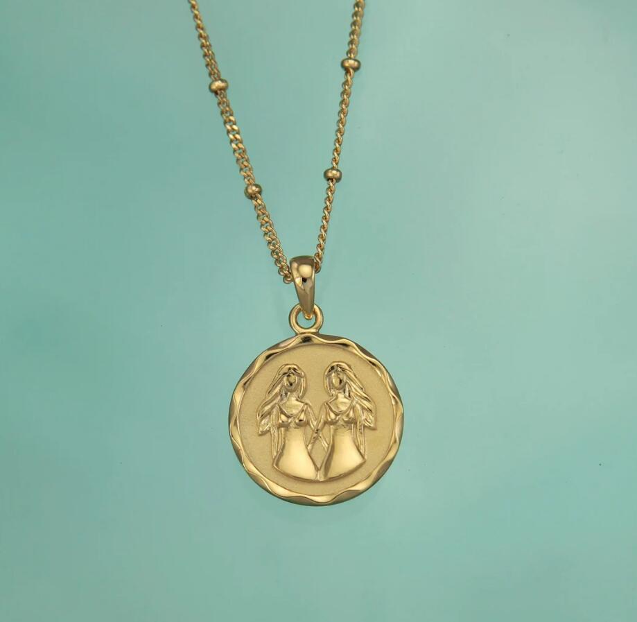 Beautiful Gold Necklace with Unique Style