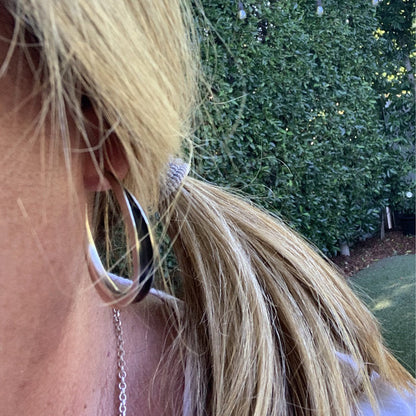 Charming Earring for Any Occasion