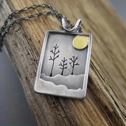 Beautiful Gold Necklace with Unique Style