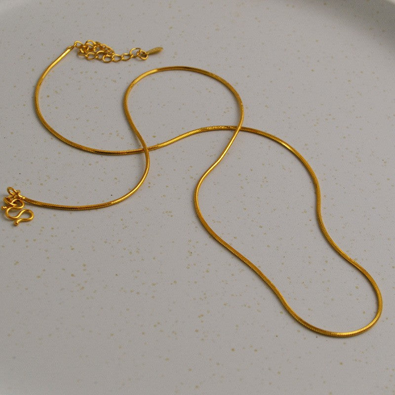 Beautiful Gold Necklace with Unique Style