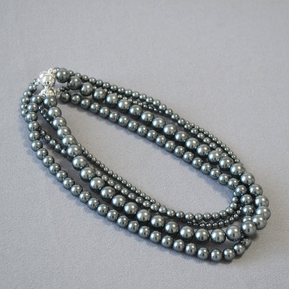 Classic Pearl Necklace with Timeless Appeal