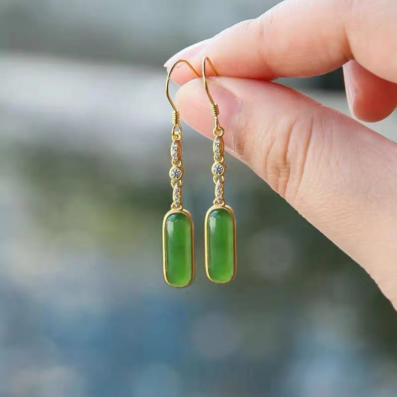 Elegant Silver Earring for Every Occasion