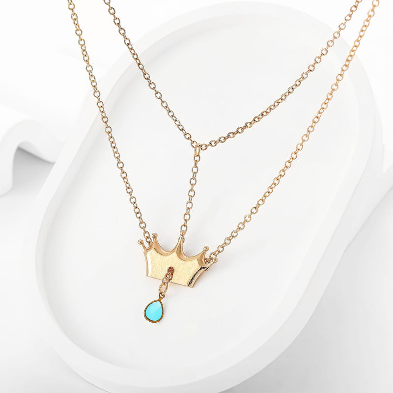 Beautiful Gold Necklace with Unique Style
