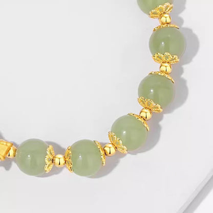 Classic Silver Bracelet with Timeless Appeal