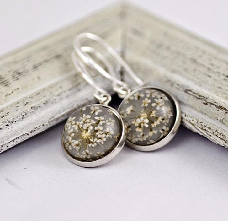 Charming Earring for Any Occasion