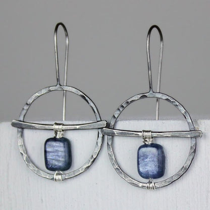 Charming Silver Earring for Any Occasion
