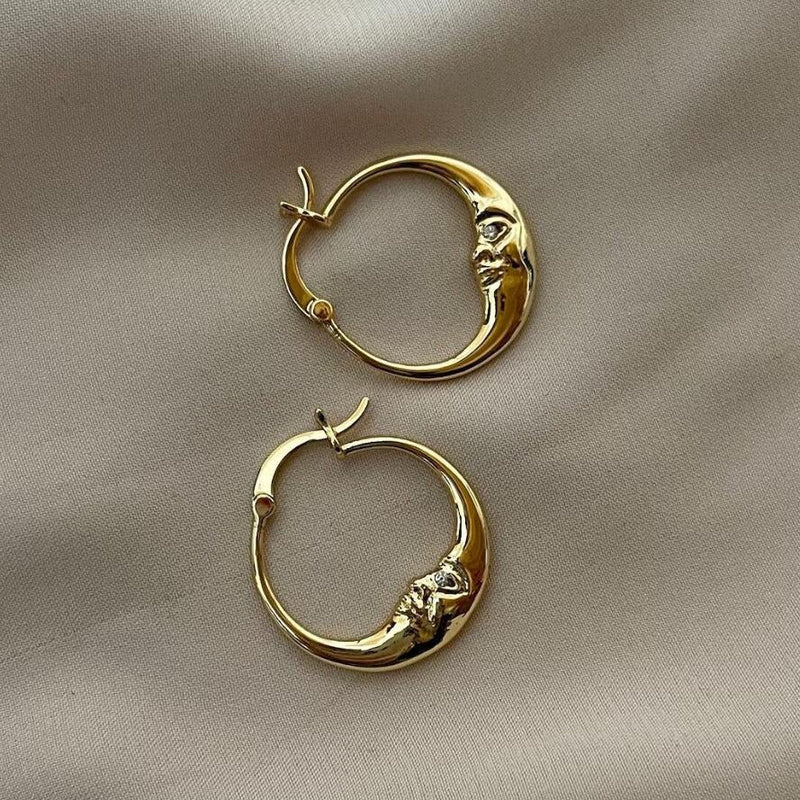 Charming Earring for Any Occasion