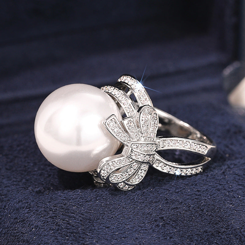 Charming Pearl Ring for Any Occasion