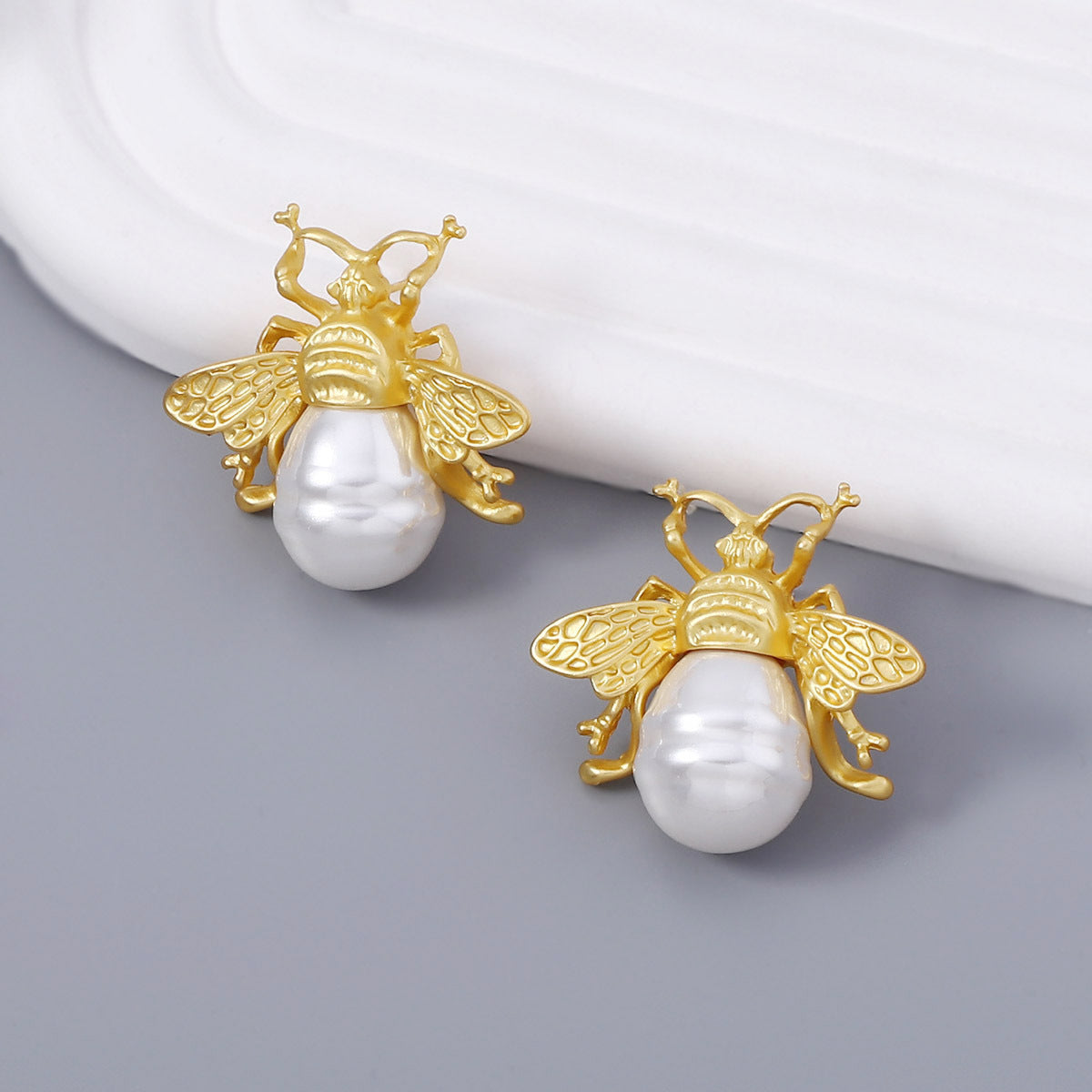 Stunning Pearl Earring for Daily Wear