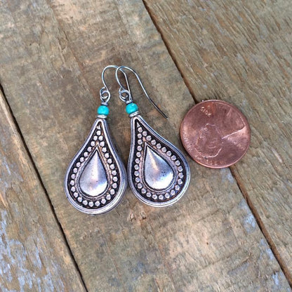 Vintage Handmade Earring
