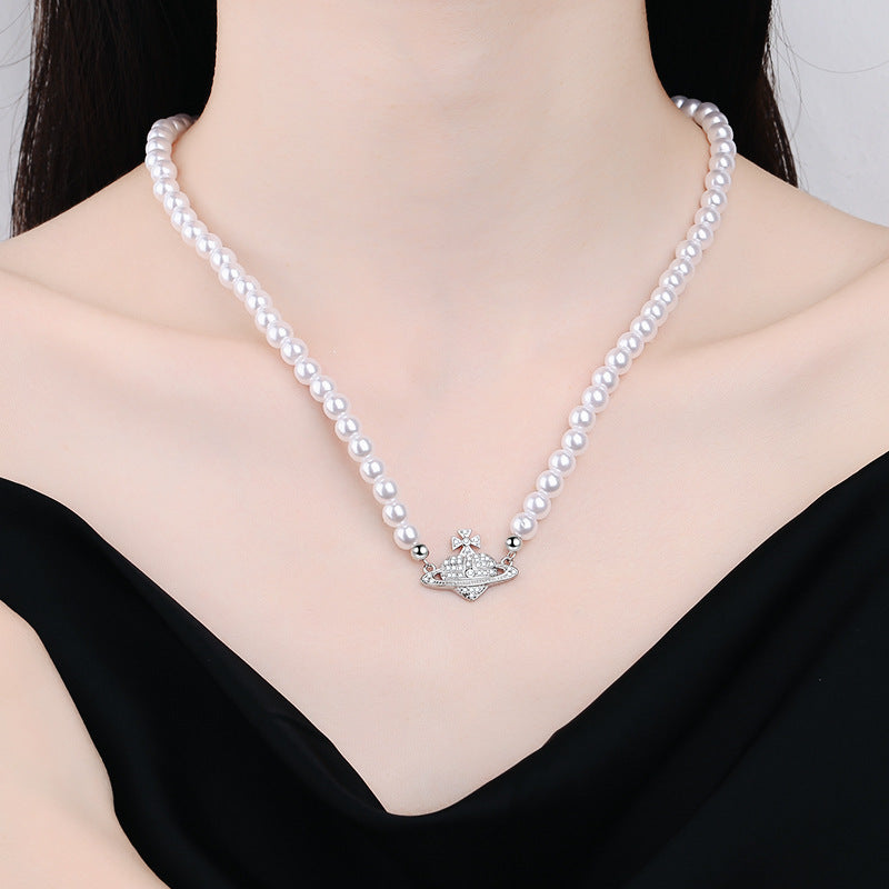 Romantic Pearl Necklace for Special Moments