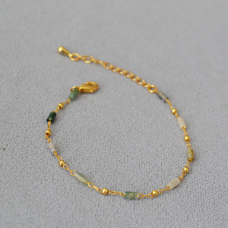 Romantic Gold Bracelet for Special Moments