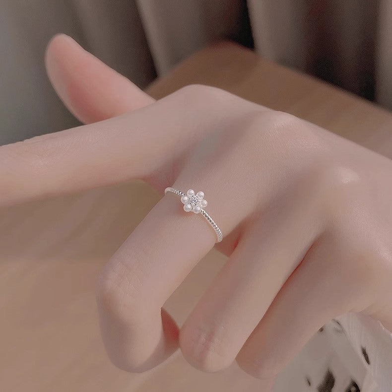 Romantic Pearl Ring for Special Moments