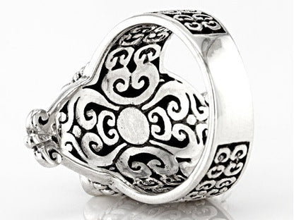 Romantic Silver Ring for Special Moments
