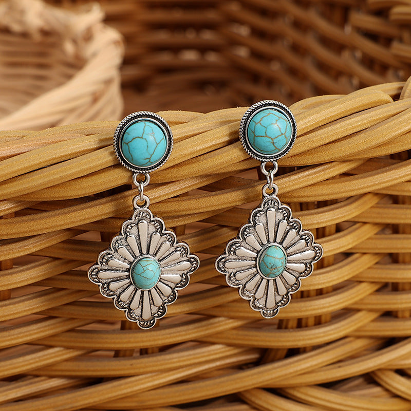 Vintage Handmade Silver Earring