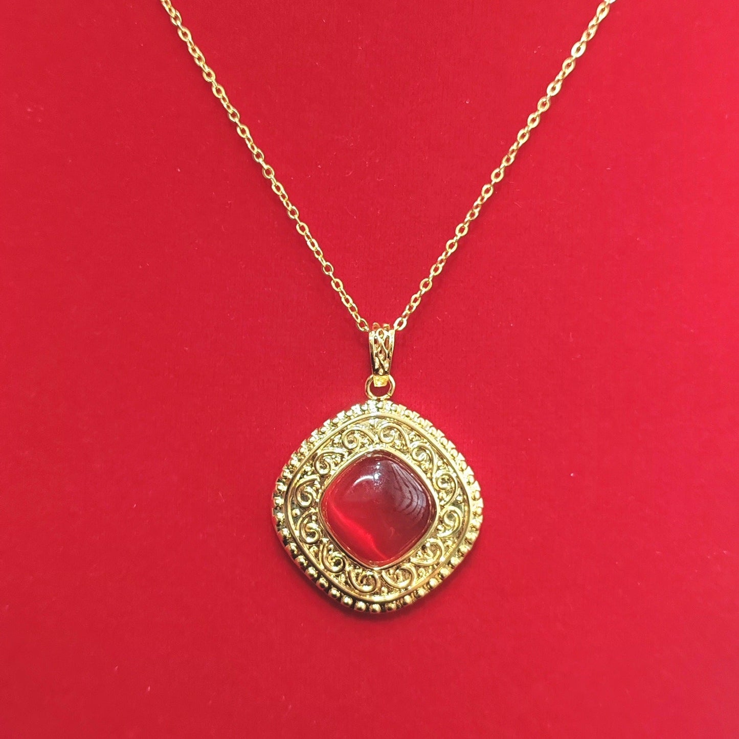 Romantic Necklace for Special Moments