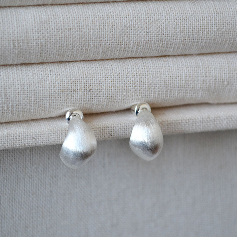 Beautiful Silver Earring with Unique Style