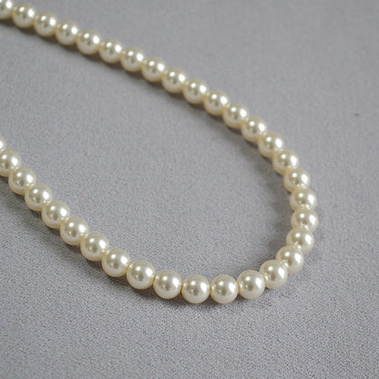 Classic Pearl Necklace with Timeless Appeal