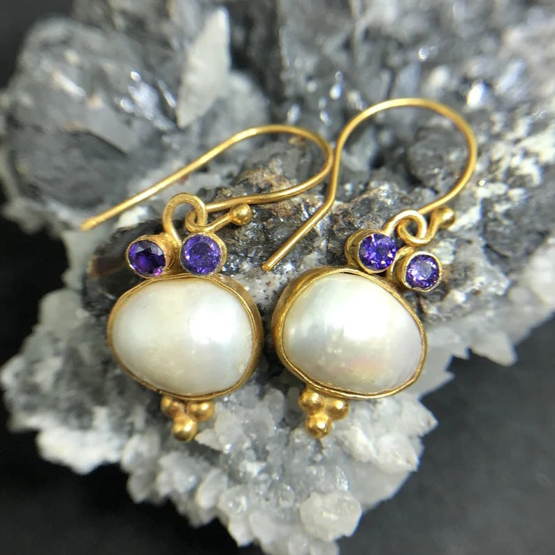 Classic Pearl Earring with Timeless Appeal