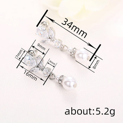 Classic Pearl Earring with Timeless Appeal